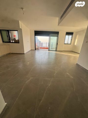 דירה, השבטים, דרום מזרח, בת ים