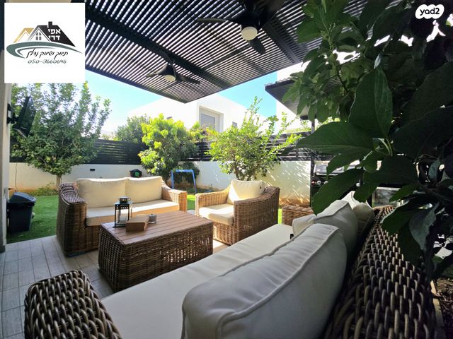 דו משפחתי, השמחה 75, שרונה, כפר יונה