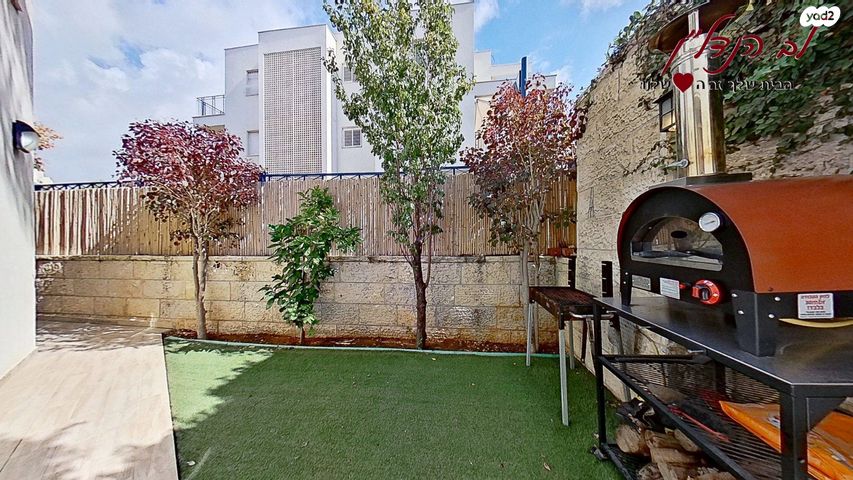 דירת גן, אלישע הנביא, הנביאים, מודיעין מכבים רעות