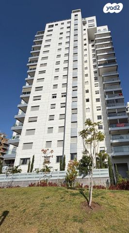 גג/ פנטהאוז, צבי תדמור, ח-501, חולון