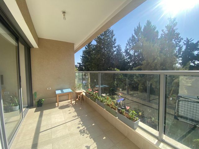 דירה, יגאל אלון, מרכז, הרצליה