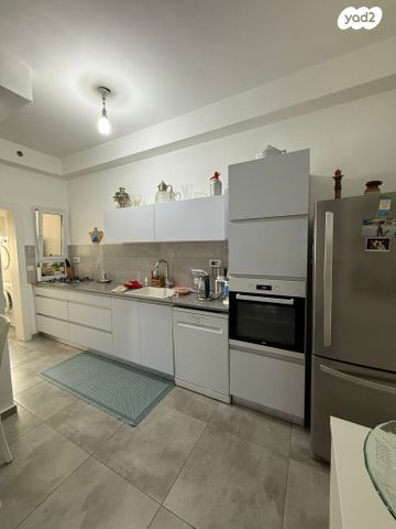 דירה, הפרטיזנים, נווה עמל, הרצליה