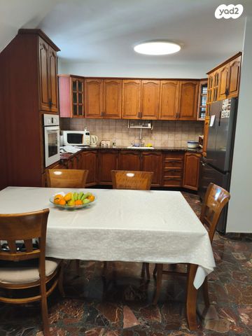 גג/ פנטהאוז, פתח תקווה, מרכז העיר דרום, נתניה