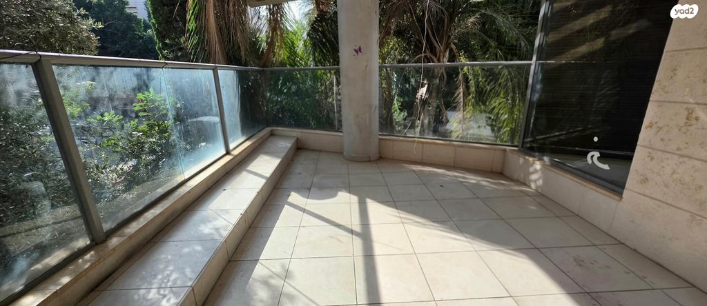 דירה, השרון, הפרחים, כפר סבא