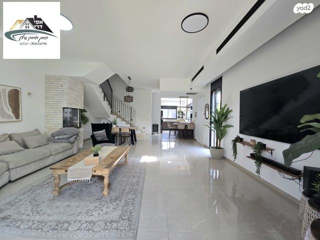 דו משפחתי, השמחה 75, שרונה, כפר יונה