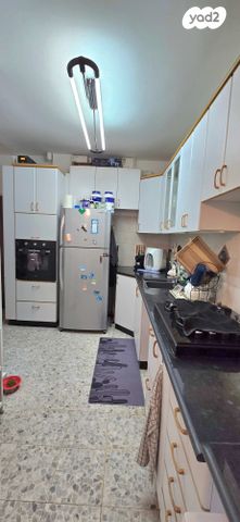 דירה, תרצ"ו, נאות רחל, חולון