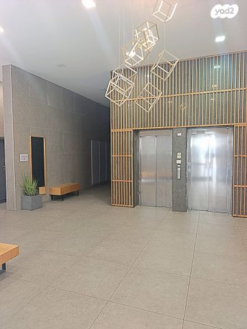 דירה, פלמ"ח, אבני חן, רחובות