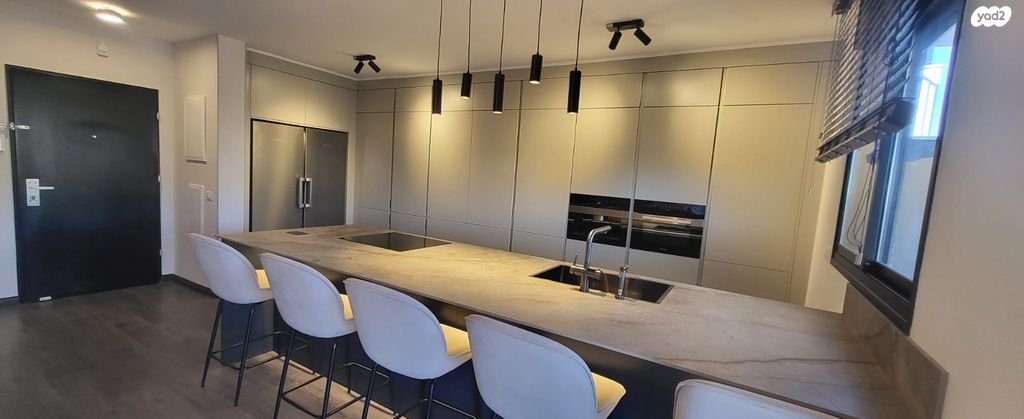 דירה, בית אריה / עופרים