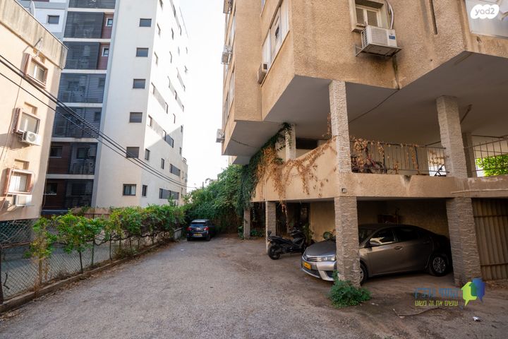 דירה, השר משה, נגבה, רמת גן