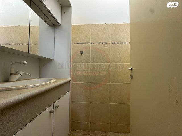 דירת גן, הפיקוסים, בית אלפא, בית אלפא