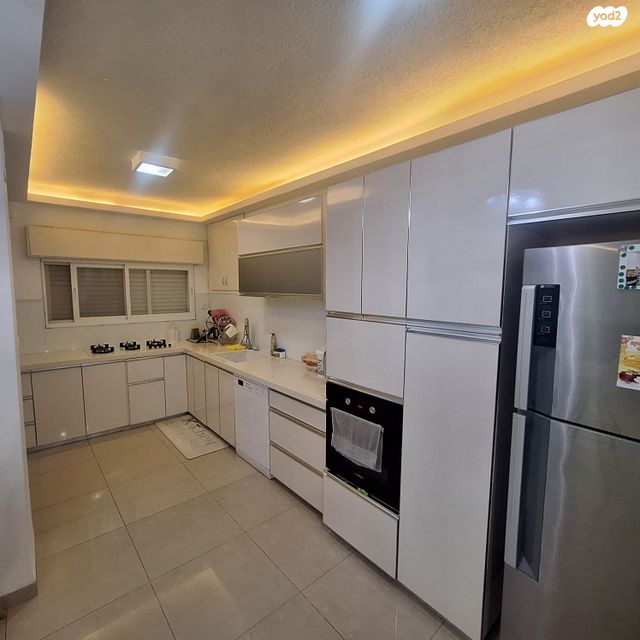 דירת גן, שדרות ביאליק, קרית ים  א', קרית ים