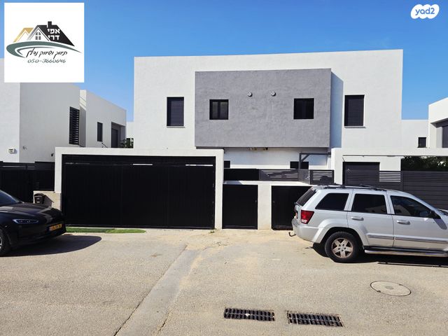 דו משפחתי, השמחה 75, שרונה, כפר יונה