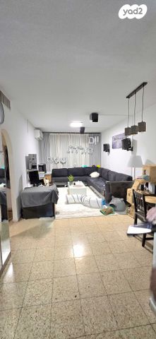 דירה, תרצ"ו, נאות רחל, חולון