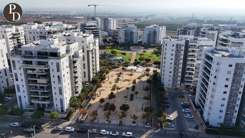 דירה, כפר יונה