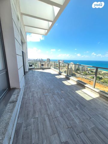 גג/ פנטהאוז, ארצי שרמן, גלי הים, נתניה