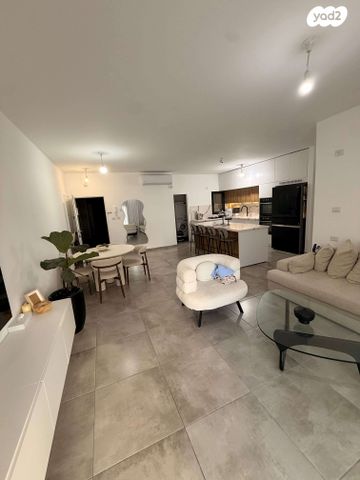 דירה, נתיבות