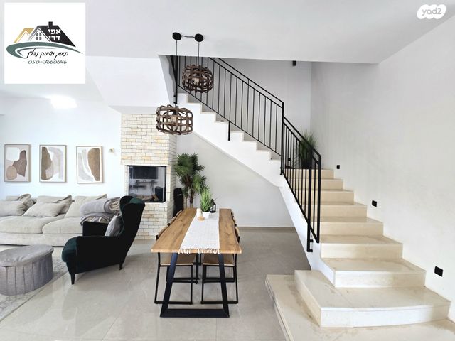 דו משפחתי, השמחה 75, שרונה, כפר יונה