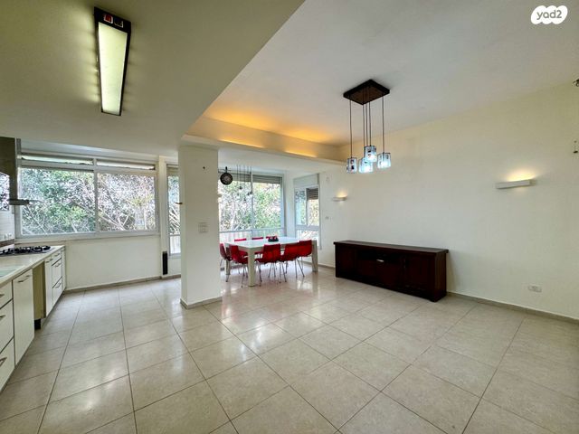 דירה, כרמל צרפתי, חיפה