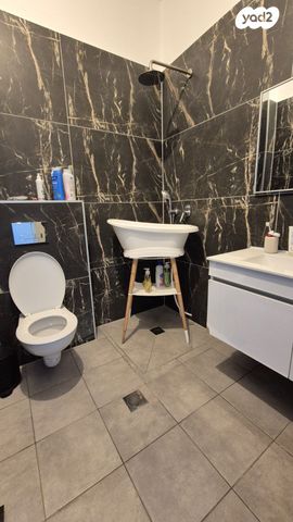 דירת גן, בר כוכבא, אחוזת כנרת, טבריה