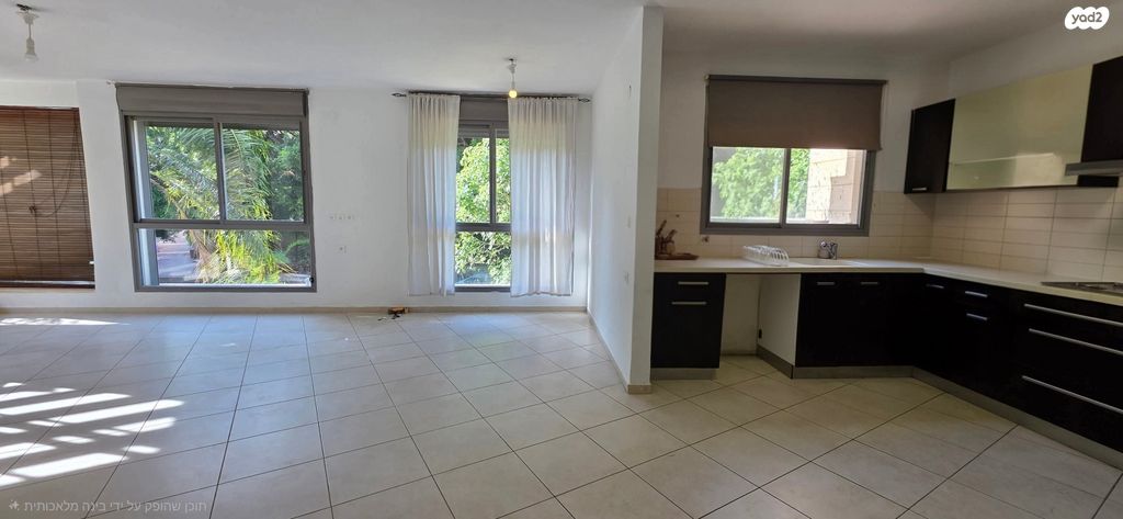 דירה, השרון, הפרחים, כפר סבא