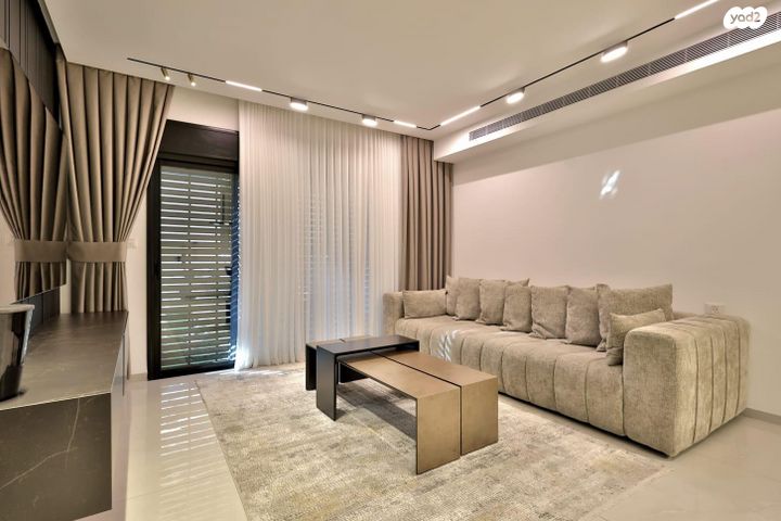 דירה, י.ל. פרץ, אברמסקי, קרית אתא