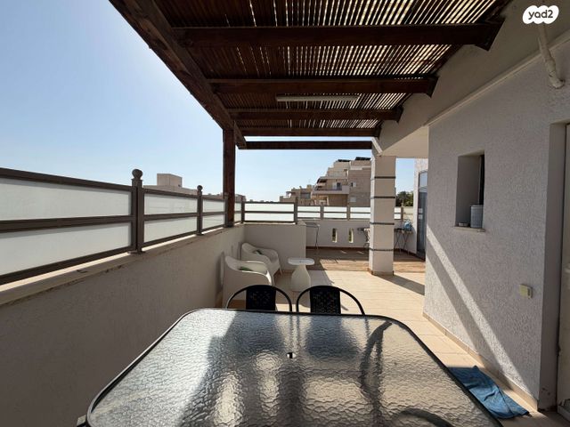 גג/ פנטהאוז, עין מור, אילת