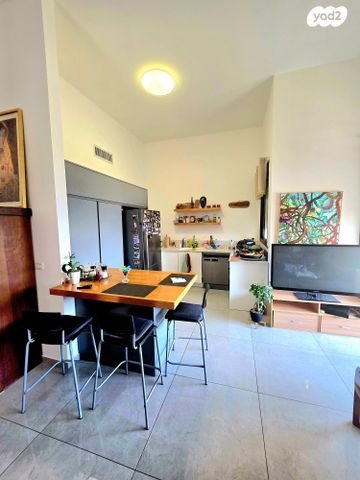 גג/ פנטהאוז