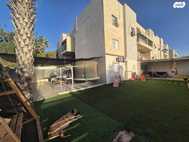 דירת גן, רפאל קלצ'קין, נווה מנחם, באר שבע