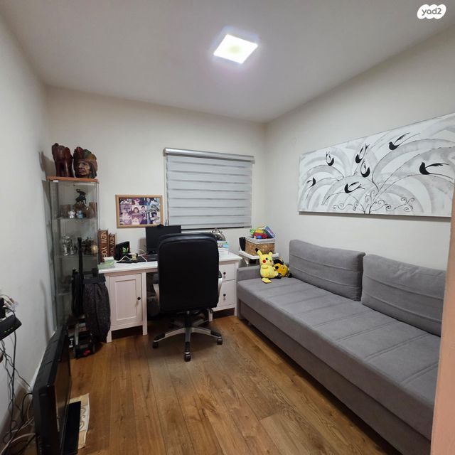 גג/ פנטהאוז, יהושע רבינוביץ, בן גוריון, חולון