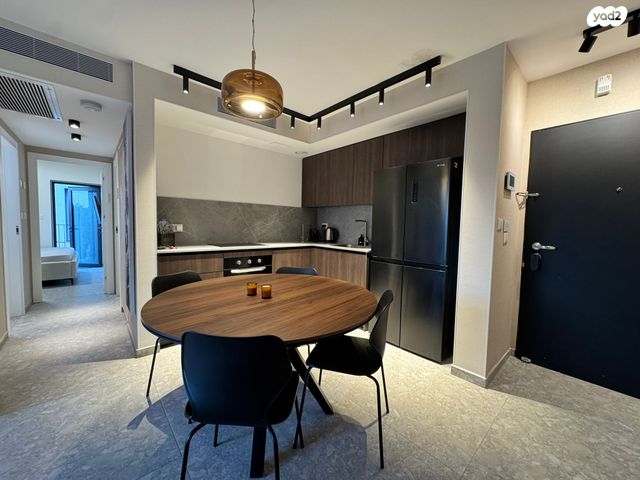 דירה, שדרות ירושלים 1, תל אביב יפו