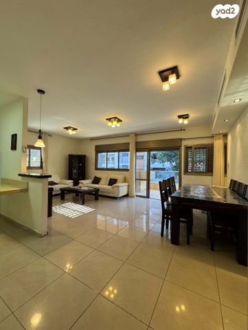 דירה, שכונת חשמונאים, מרכז העיר א, רמת גן