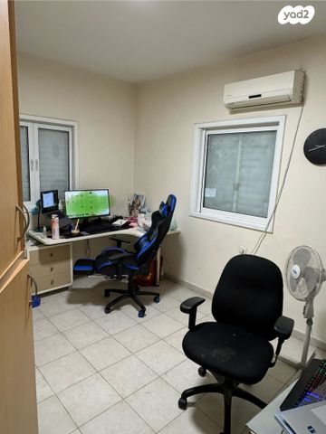 דירה, אחדות העבודה, בורוכוב, גבעתיים