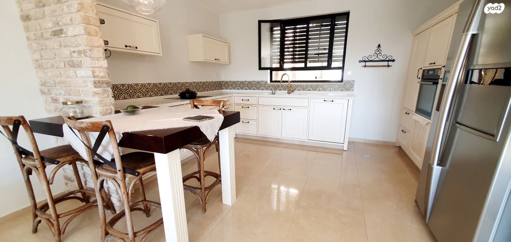 בית פרטי/ קוטג', האלה, צמח השדה, מעלה אדומים