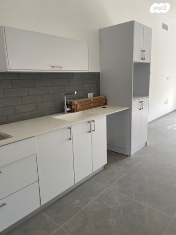 דירה, פינת שפירא, שוק תלפיות, חיפה