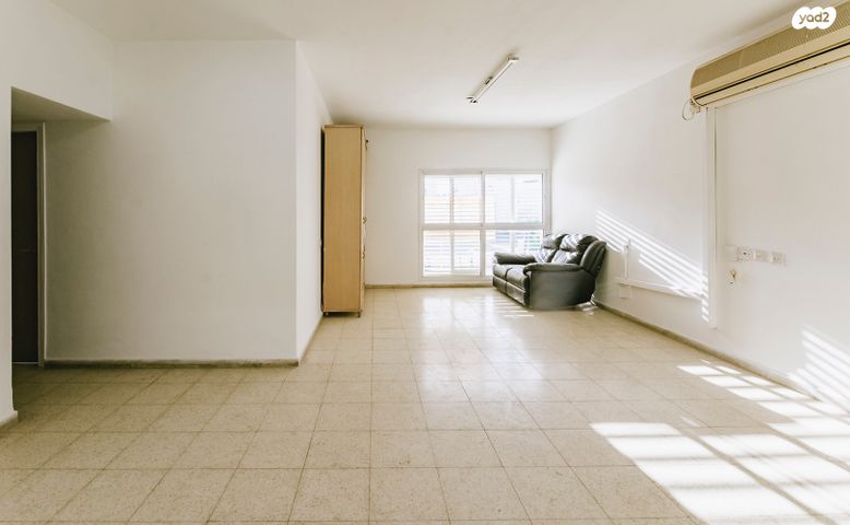 דירה, חנה רובינא, הדר גנים, פתח תקווה