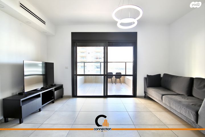 דירה, עפרה חזה 25, משכנות האומנים, קרית מוצקין