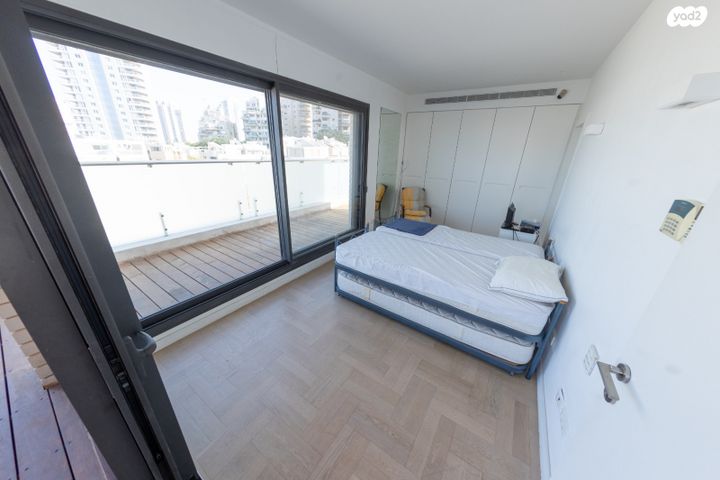 בית פרטי/ קוטג', הזוהר 14, נוף הטיילת, נתניה