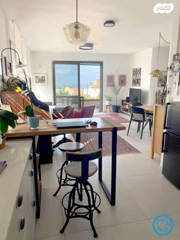 דו משפחתי, יעקב, זכרון יעקב