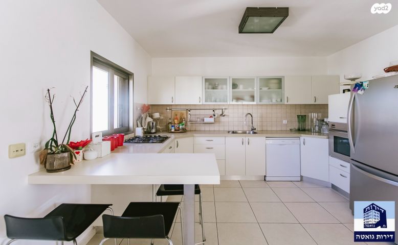 דופלקס, כפר גנים ג, פתח תקווה