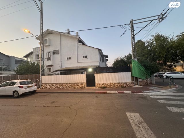 דופלקס, רחובות