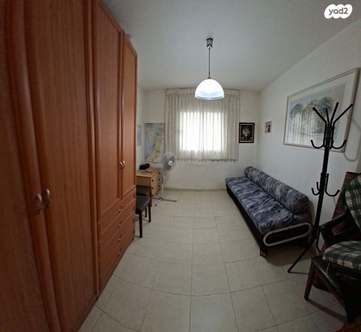 דירה, שדרות ודג'ווד 7, מרכז הכרמל, חיפה