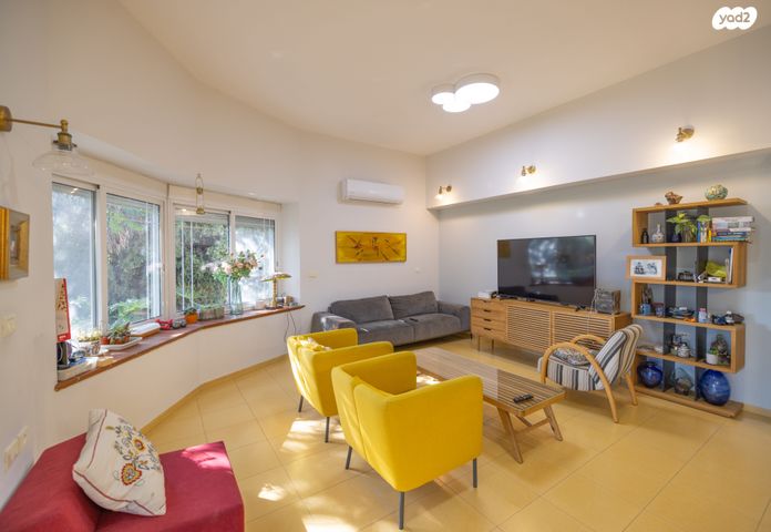 דו משפחתי, עתלית