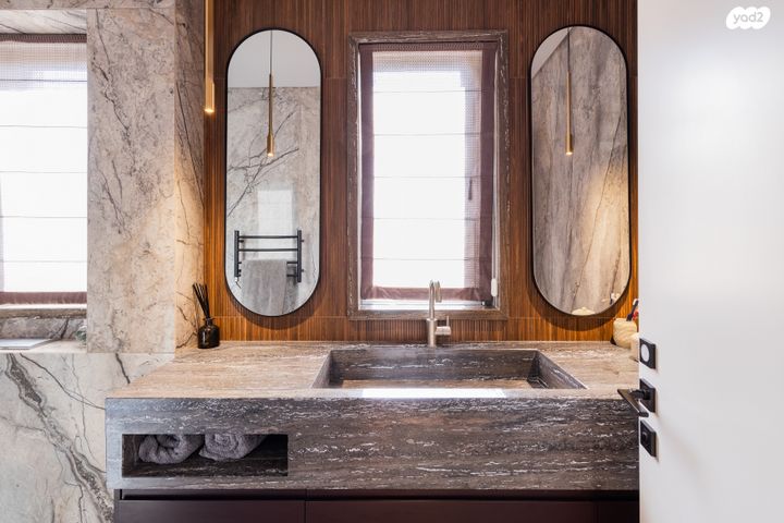 דירת גן, הדר, הוד השרון