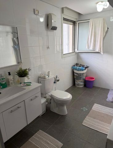 דירה, אפרים שריר, גבעת אוסישקין, נהריה