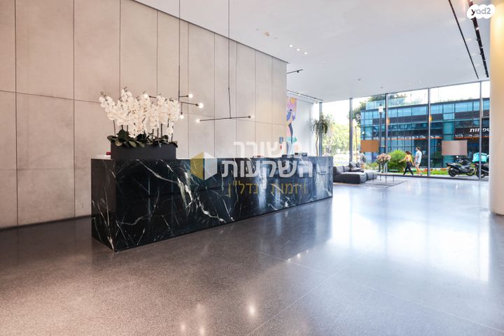 דירה, דרך מנחם בגין 144, מונטיפיורי, הרכבת, תל אביב יפו