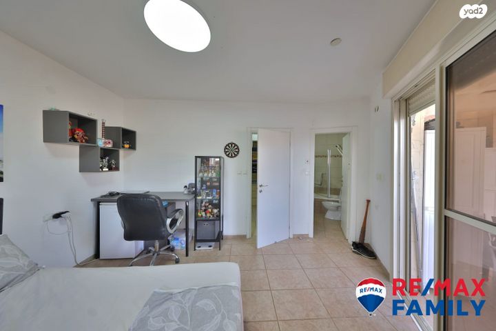 גג/ פנטהאוז, שדרות הבנים, הפרפר, קרית ביאליק