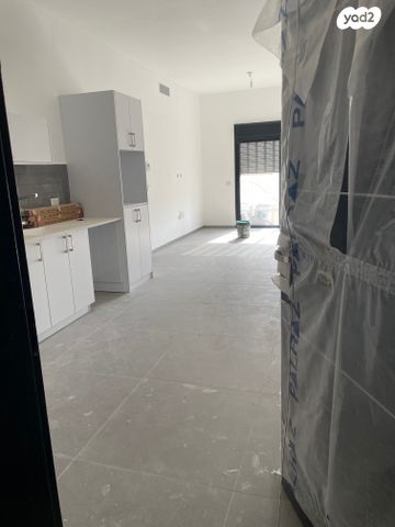 דירה, פינת שפירא, שוק תלפיות, חיפה