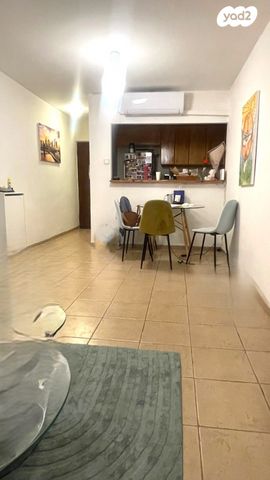 דירה, לוי אשכול 9, נאות שקד, נתניה