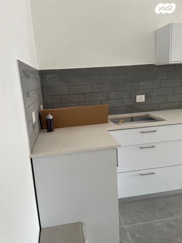 דירה, פינת שפירא, שוק תלפיות, חיפה