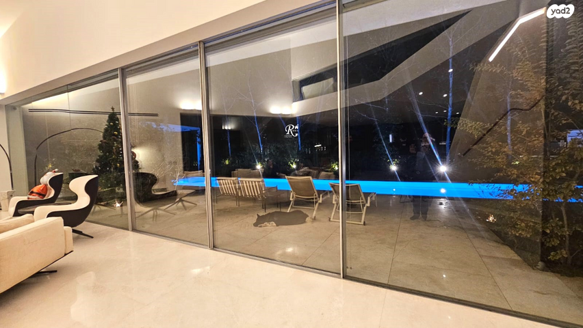 בית פרטי/ קוטג', סביון